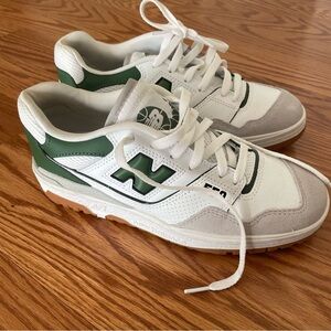 New Balance 550